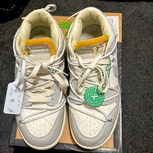 Nike X Off-White
Dunk Low "Lot 49" sneakers